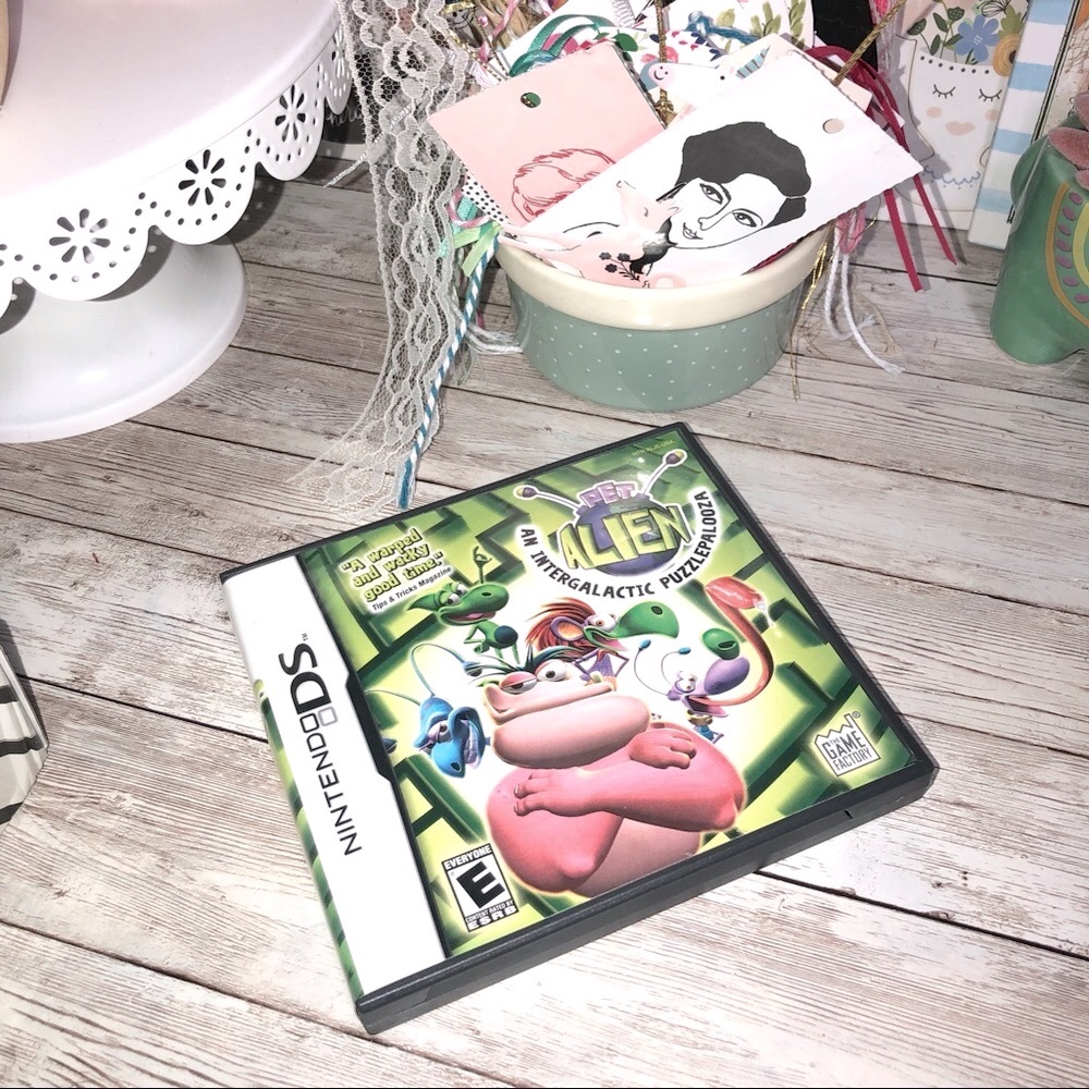 Nintendo DS Pet Alien An Intergalactic Puzzlepalooza Video Game Rated E